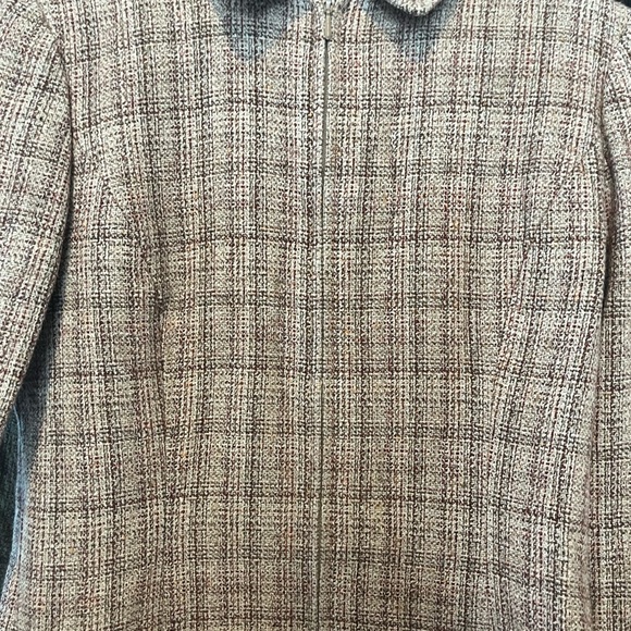 Ann Taylor  CHANEL vibes  vintage wool/silk blend blazer - Picture 7 of 11